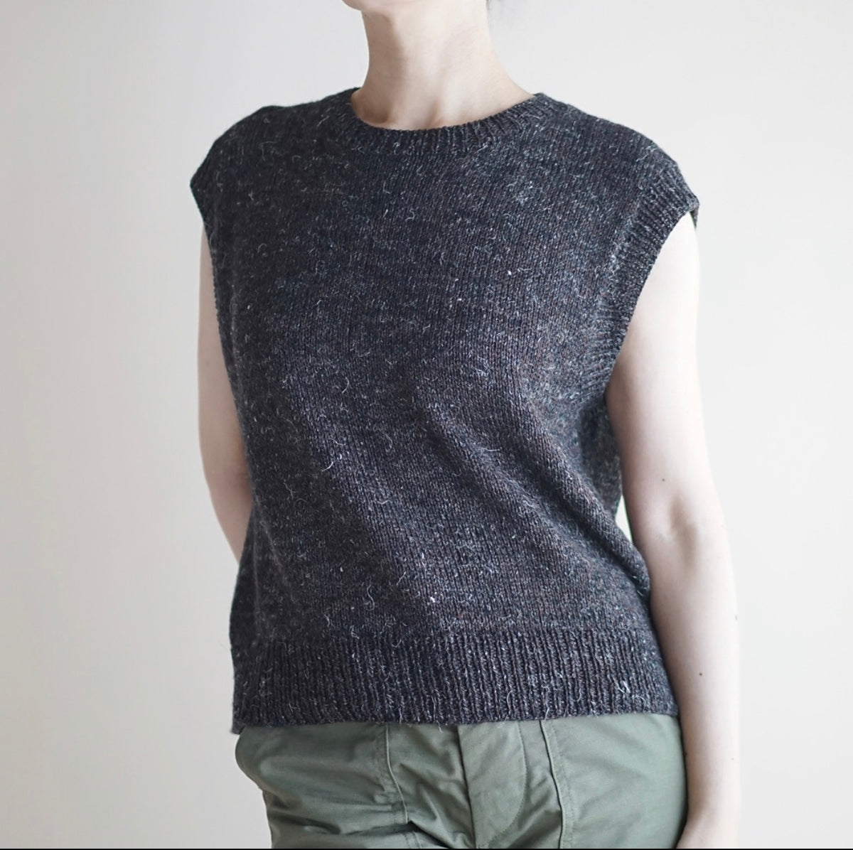 Everyday Round Vest by Noriko Ichikawa